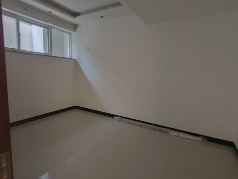 3室2廳2陽臺 世博生態(tài)城云嶺鄰里臥室