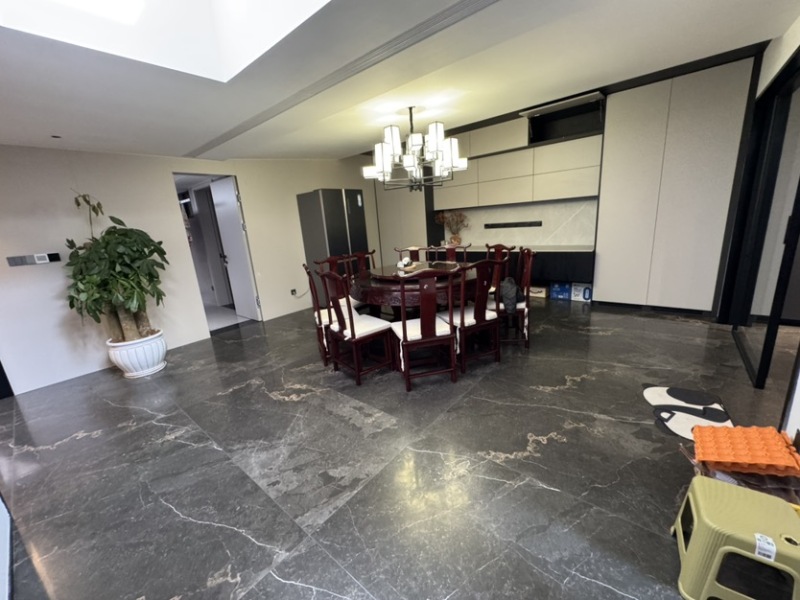 4室2廳2陽臺 華夏四季三期餐廳