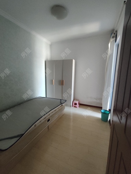 2室2廳1陽(yáng)臺(tái) 俊發(fā)逸天峰客廳