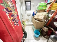 6室3廳2陽臺 金色維也納花園別墅衛(wèi)生間