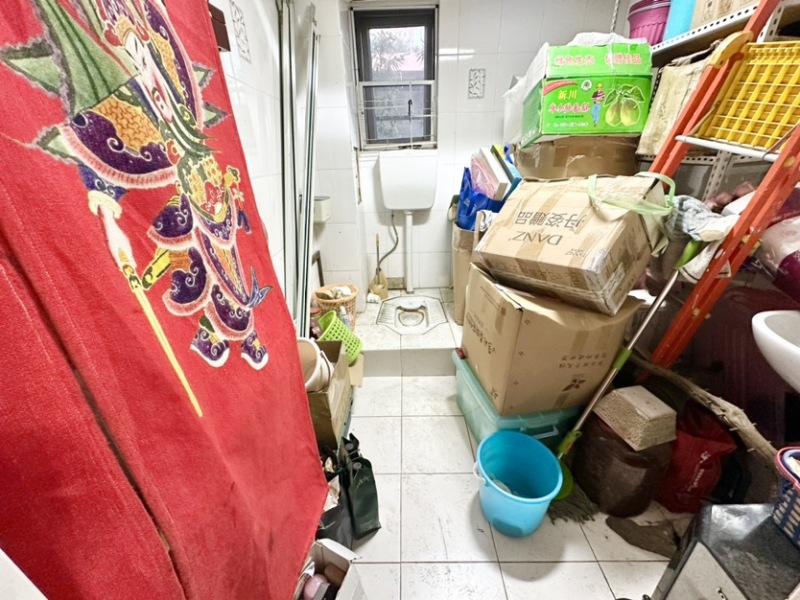 6室3廳2陽臺 金色維也納花園別墅衛(wèi)生間