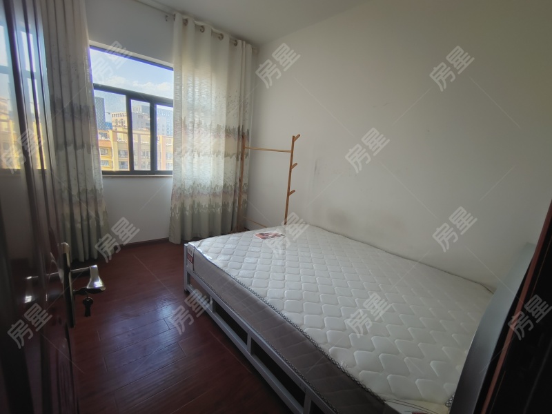 3室2廳2陽(yáng)臺(tái) 未名城A3臥室