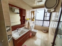 3室2廳2陽臺 金泰國際一期衛(wèi)生間