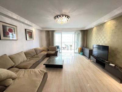 4室2廳2陽臺 世紀(jì)城華春苑