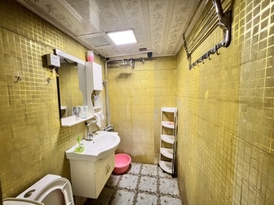 2室1廳1陽臺 聯(lián)盟小區(qū)