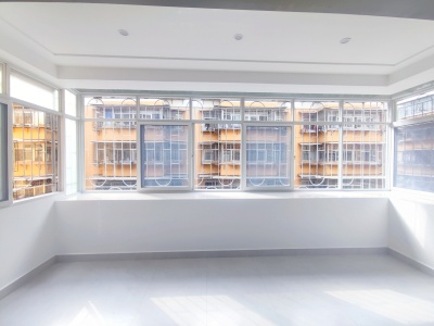 3室2廳1陽(yáng)臺(tái) 東駿苑小區(qū)二期