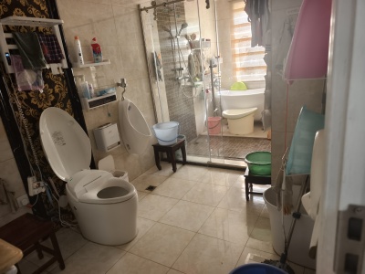 6室3廳2陽臺 萬和花園