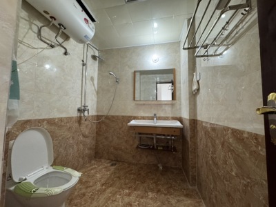 2室2廳1陽臺 溪畔麗景