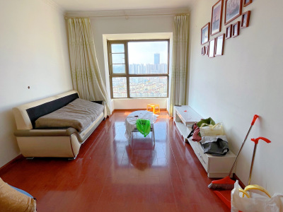 1室1廳1陽臺 俊發(fā)盛唐城