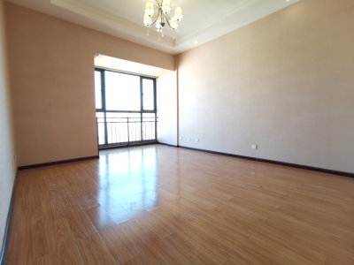 3室2廳2陽臺(tái) 鑫世界