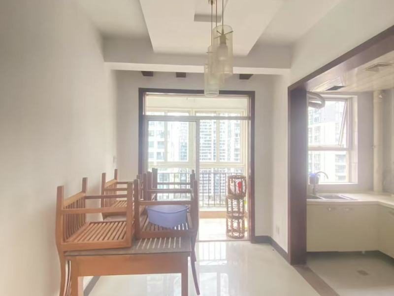 3室2廳2陽臺 遠(yuǎn)洋風(fēng)景餐廳