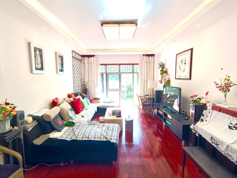 3室2廳 龍江雅苑客廳