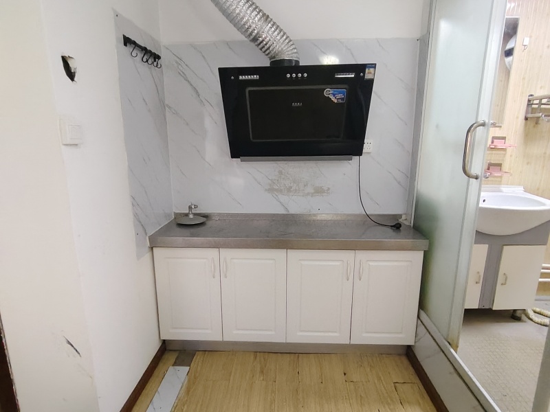 4室2廳2陽臺(tái) 新亞洲星體花園南區(qū)廚房