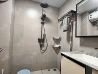 1室1廳1陽臺 七彩之門衛(wèi)生間