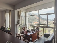 5室2廳3陽(yáng)臺(tái) 麗陽(yáng)星城一期客廳