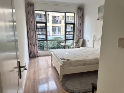 5室2廳2陽臺 同德錦江嘉園客廳