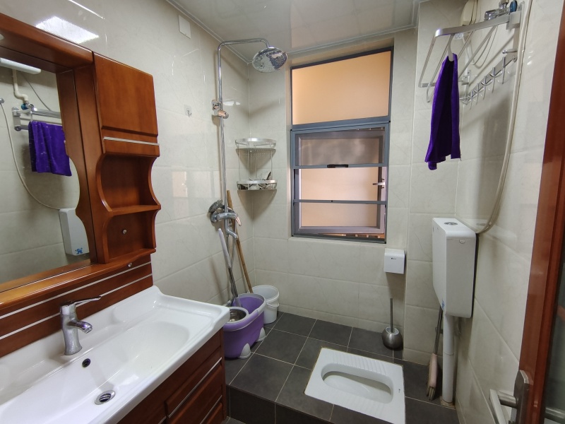 2室2廳 銀河北庭衛(wèi)生間