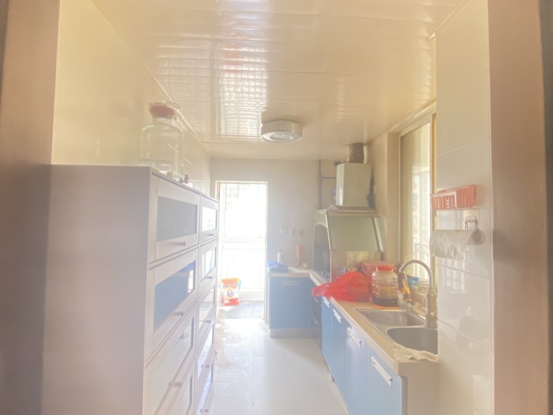 2室2廳2陽(yáng)臺(tái) 遠(yuǎn)洋風(fēng)景廚房