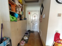 4室2廳2陽臺(tái) 金馬悅城門廳