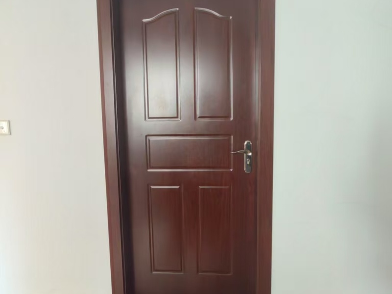 5室2廳3陽(yáng)臺(tái) 麗陽(yáng)星城一期門(mén)廳