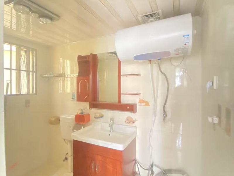 3室2廳2陽臺 遠(yuǎn)洋風(fēng)景衛(wèi)生間