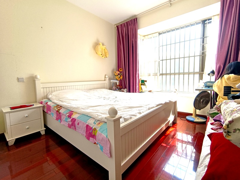 3室2廳 龍江雅苑臥室