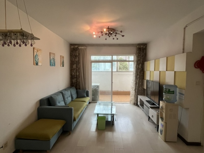 2室2廳1陽(yáng)臺(tái) 遠(yuǎn)洋風(fēng)景客廳