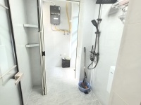 3室2廳2陽臺 招商雍和府一期衛(wèi)生間