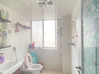 2室2廳2陽(yáng)臺(tái) 遠(yuǎn)洋風(fēng)景衛(wèi)生間