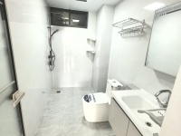 3室2廳2陽臺 招商雍和府一期衛(wèi)生間