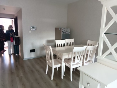 1室1廳1陽(yáng)臺(tái) 和諧世紀(jì)