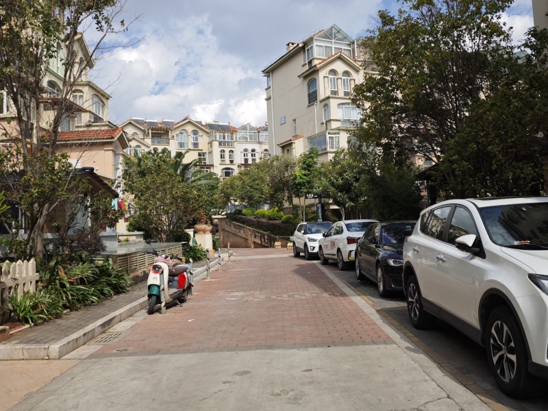 4室2廳2陽臺 新亞洲水晶堡小區(qū)平面圖