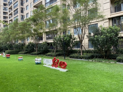 8室3廳3陽臺 融創(chuàng)瀾玥臺