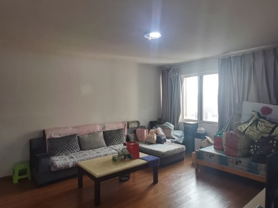 4室2廳 東泰花園一區(qū)