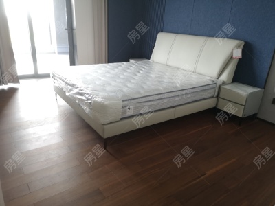 4室2廳1陽(yáng)臺(tái) 山海灣8號(hào)