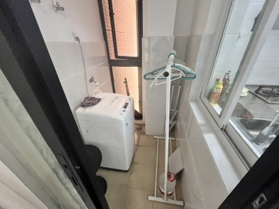 2室2廳2陽(yáng)臺(tái) 同德昆明廣場(chǎng)B區(qū)