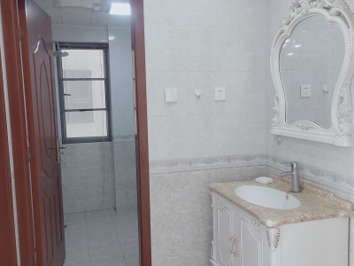 3室2廳1陽(yáng)臺(tái) 海源財(cái)富中心