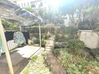 5室2廳2陽臺 玫瑰灣小區(qū)別墅自家花園