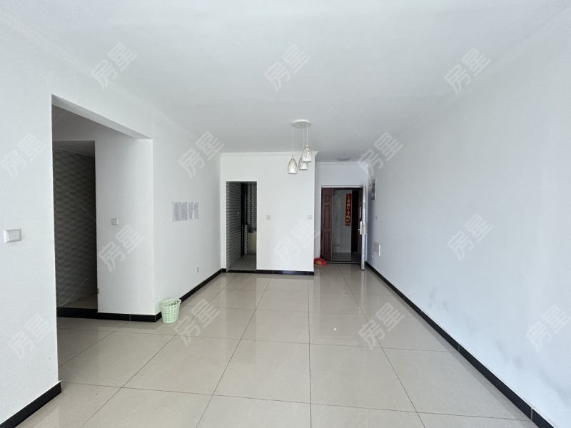 3室2廳1陽臺 國福現(xiàn)代城海棠苑客廳