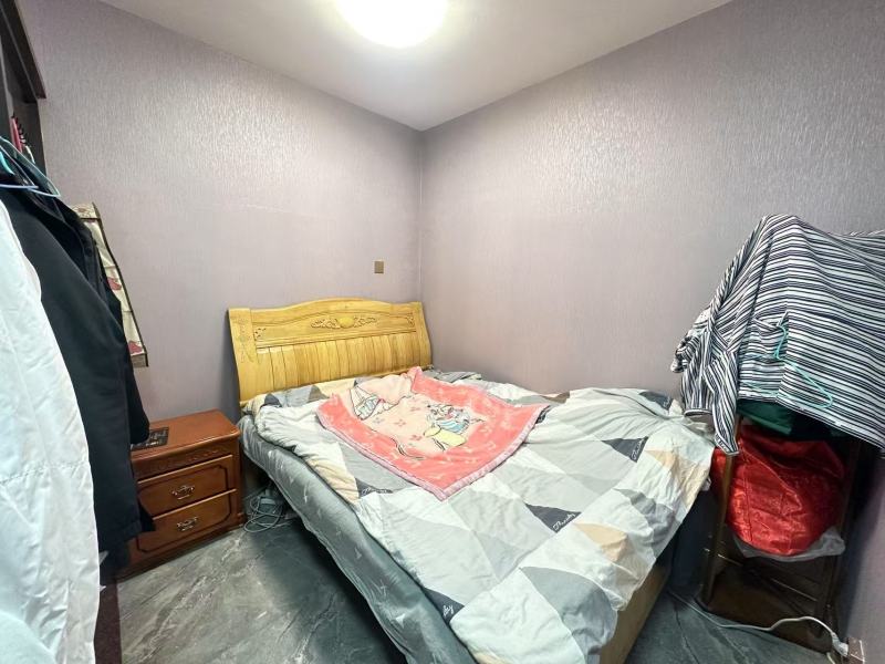 2室2廳2陽臺(tái) 世紀(jì)城玉春苑臥室