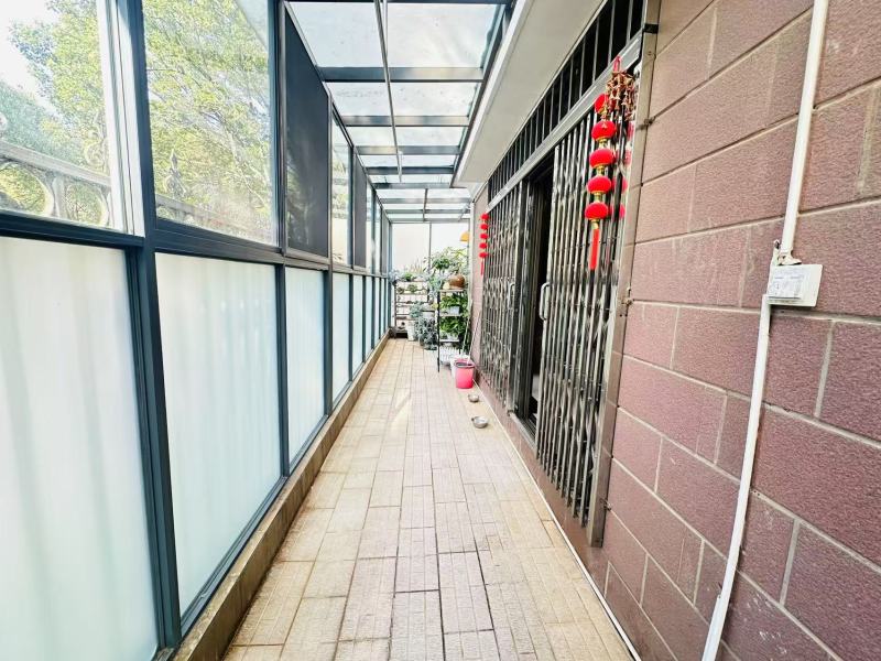 4室2廳2陽(yáng)臺(tái) 月牙塘小區(qū)自家花園