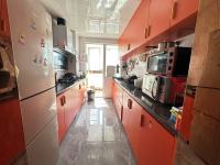 2室2廳2陽臺(tái) 世紀(jì)城玉春苑廚房