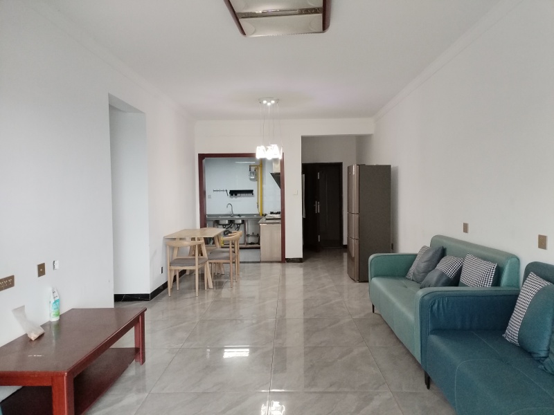 3室2廳2陽臺(tái) 藍(lán)光水岸公園餐廳