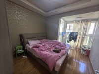 5室2廳2陽臺 玫瑰灣小區(qū)別墅臥室