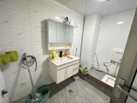 2室2廳2陽臺(tái) 世紀(jì)城玉春苑衛(wèi)生間