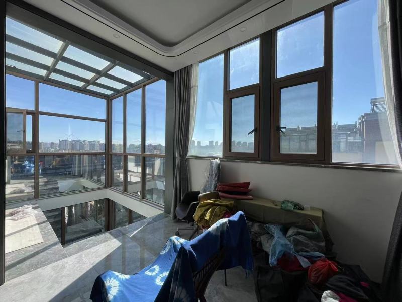 4室2廳2陽(yáng)臺(tái) 滇池衛(wèi)城橡尚陽(yáng)臺(tái)