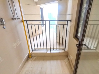 3室2廳1陽(yáng)臺(tái) 金地九樾