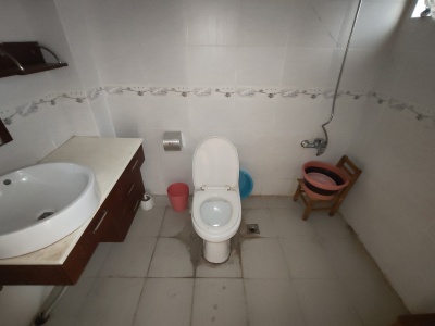 4室2廳2陽臺 金星小區(qū)