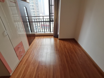 2室2廳1陽臺 經(jīng)典雙城二、三期