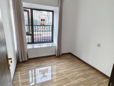 4室2廳2陽臺 碧桂園春城映象三期